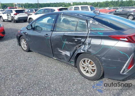 2017 Toyota Prius Prime Advanced из США, поврежденный, VIN JTDKARFP7H3057336